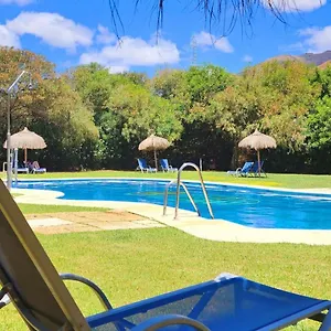 https://apt-los-pedregales-complejo-rural.1costadelsol.com